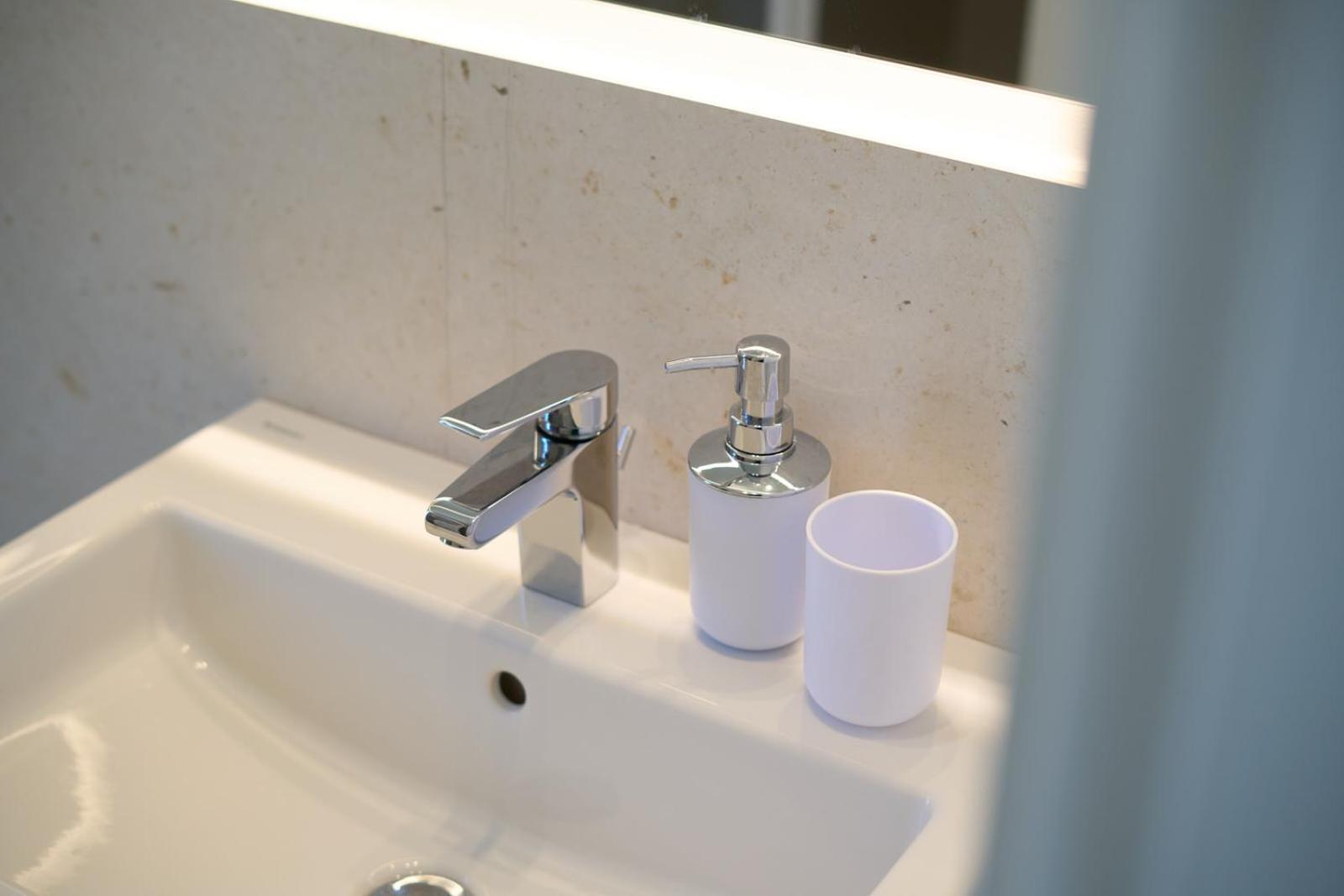 Kepos Bronte Hotel Екстериор снимка